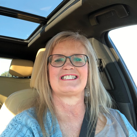 Meet your Posher, Sharlyn - Picture 1 of 1